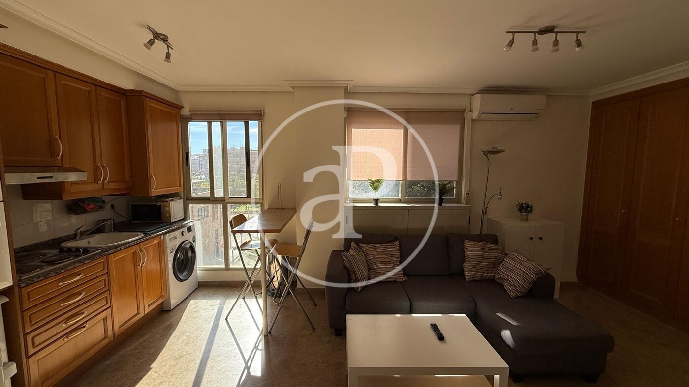 Living room of Loft to rent in  Valencia Capital  with Air Conditioner, Heating and Furnished