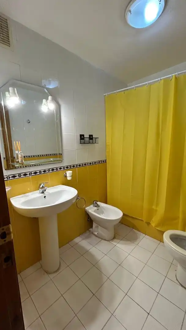 Bathroom of Flat for rent in Algeciras  with Air Conditioner, Furnished and Pets allowed