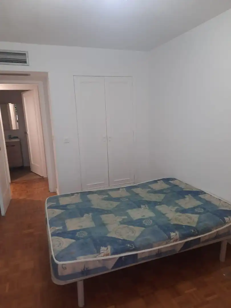 Habitación de Piso en venta en Valencia con Aire acondicionado y Parquet