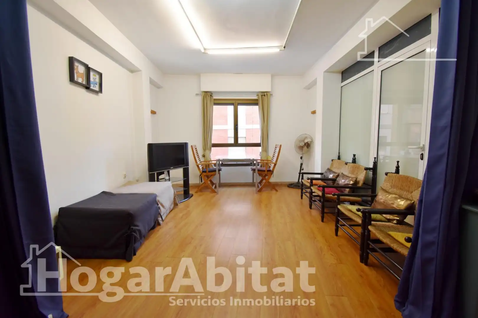 Schlafzimmer von Wohnung zum Verkauf in Oliva mit Klimaanlage, Heizung und Parkett
