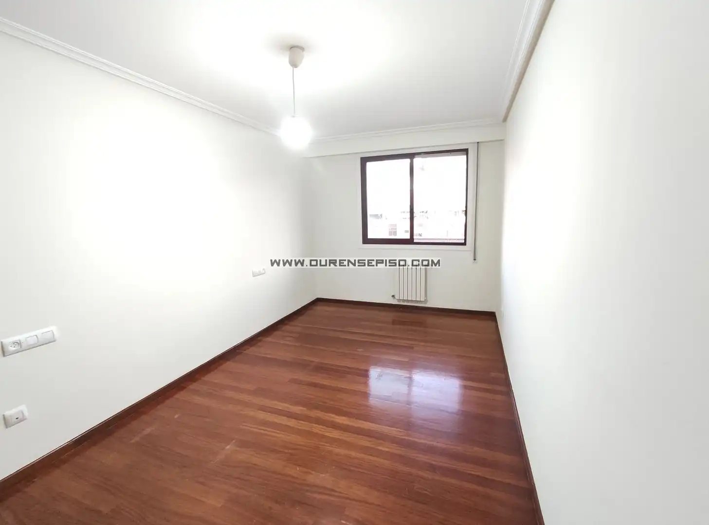 Bedroom of Flat for rent in Ourense Capital   with Heating, Oven and Washing machine