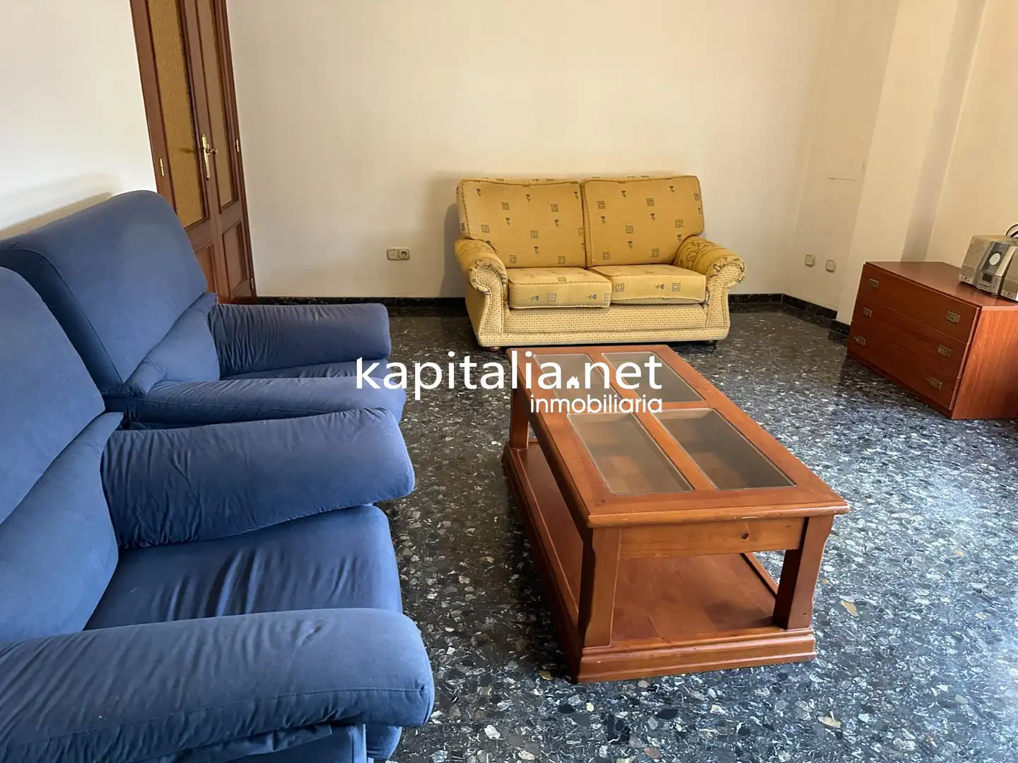 Sala d'estar de Pis en venda en Ontinyent amb Aire condicionat, Traster i Balcó