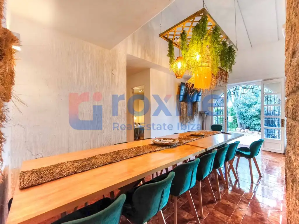 Menjador de Casa o xalet en venda en Eivissa amb Aire condicionat, Jardí privat i Terrassa