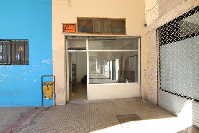Local comercial en Venta en Calle Lapurbide, 3 en Ansoáin / Antsoain