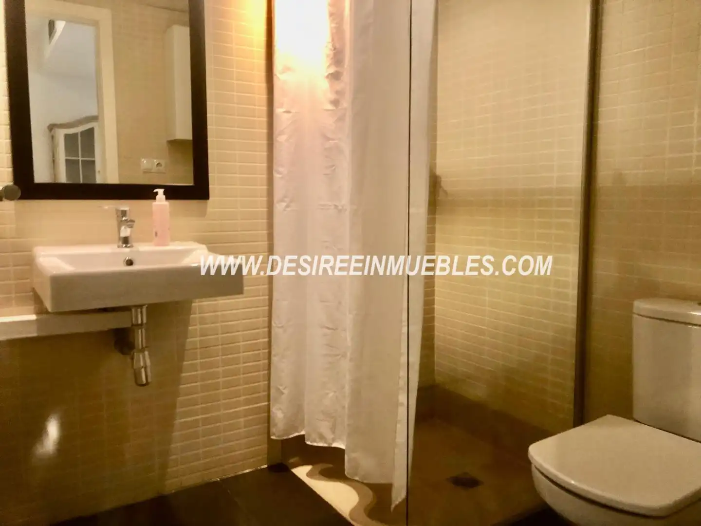 Ground floor for rent in Carrer de Santa Eulàlia, Sant Francesc