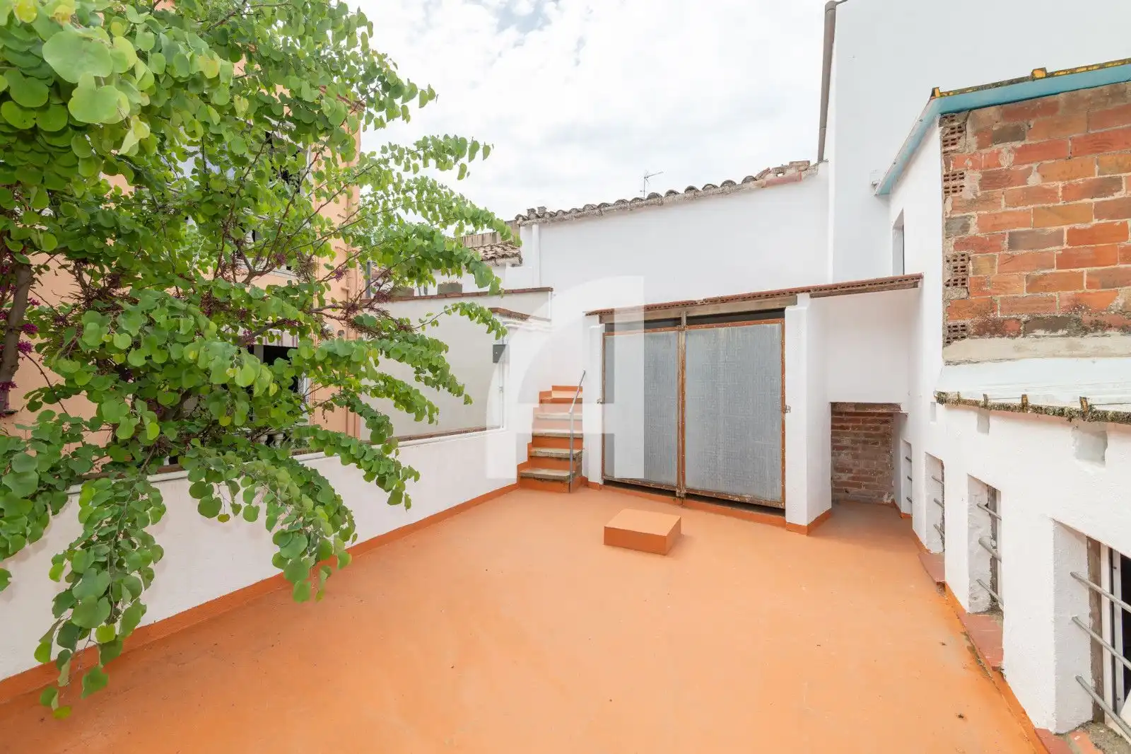 Terrasse von Einfamilien-Reihenhaus zum Verkauf in La Bisbal d'Empordà mit Terrasse