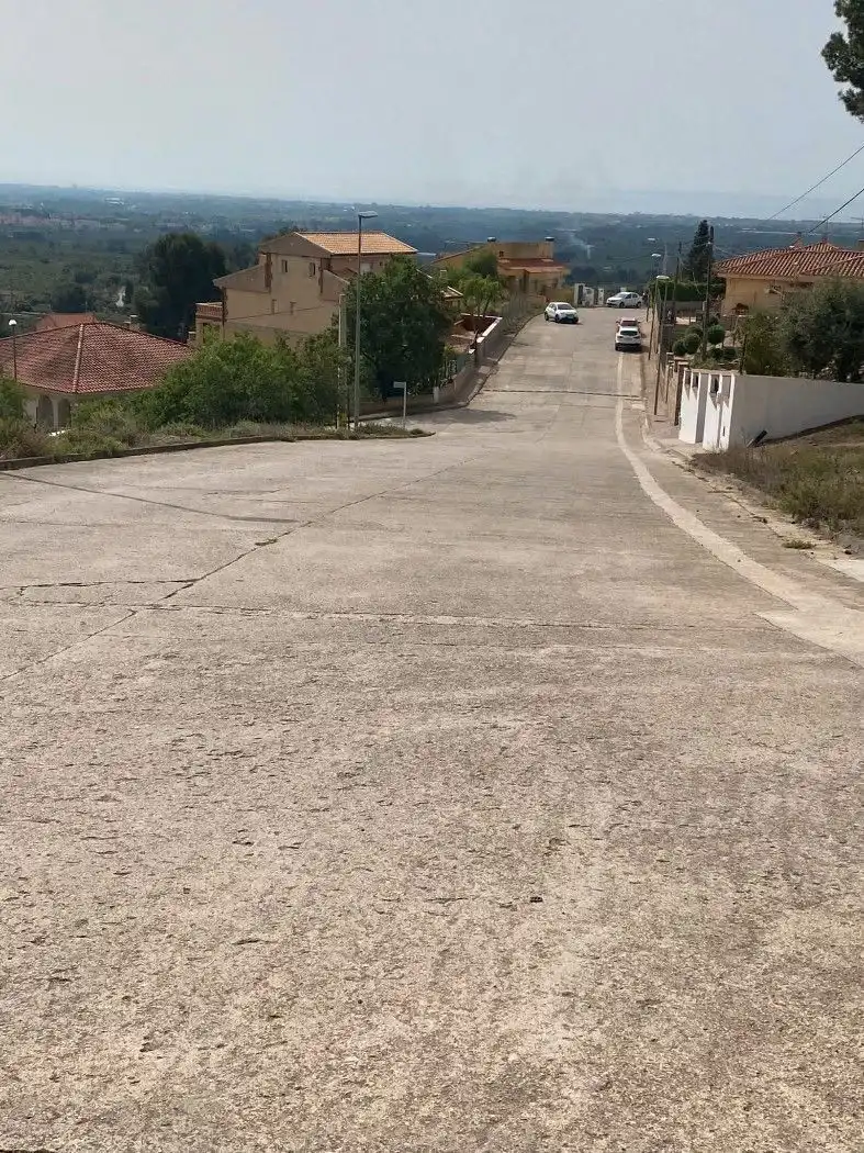 Vista exterior de Edifici en venda en Riudecanyes