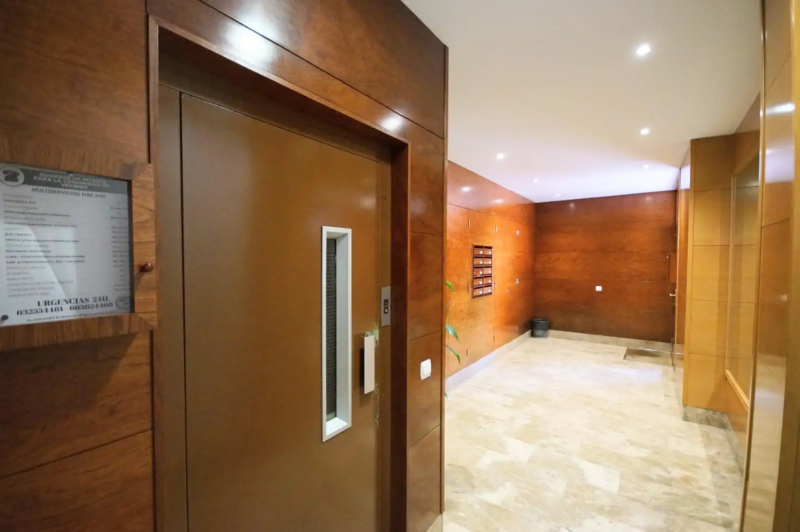Flat for sale in L'Hospitalet de Llobregat  with Heating and Terrace