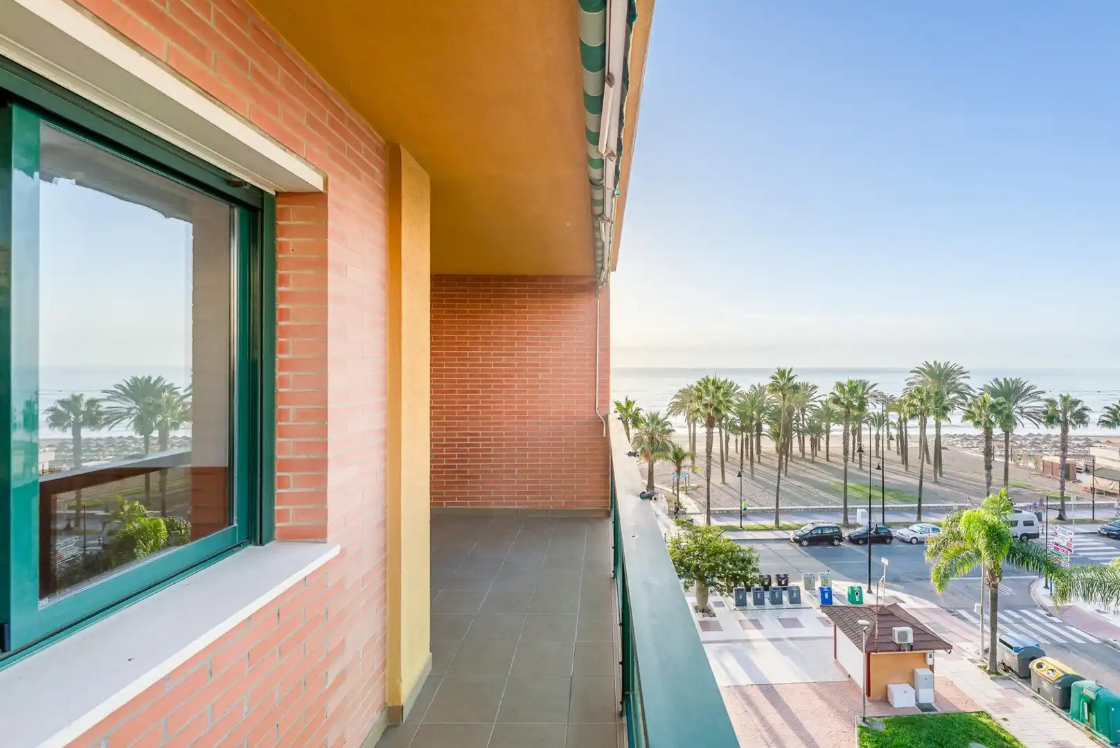 Vista exterior de Apartament en venda en Torremolinos amb Aire condicionat, Calefacció i Jardí privat