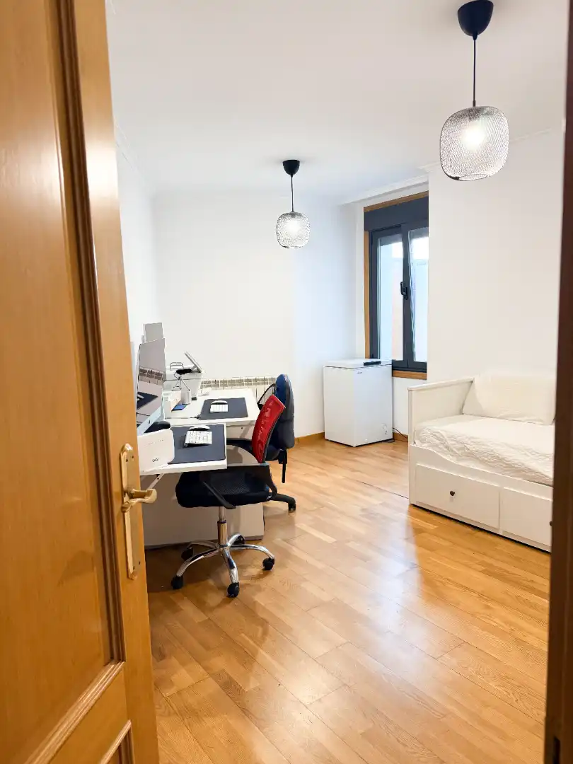 Piso en venta en Vilagarcía de Arousa con Calefacción, Parquet y Terraza