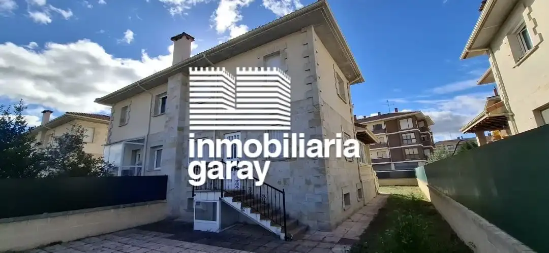 Adossat en venda a Villarcayo de Merindad de Castilla la Vieja, imagen 31