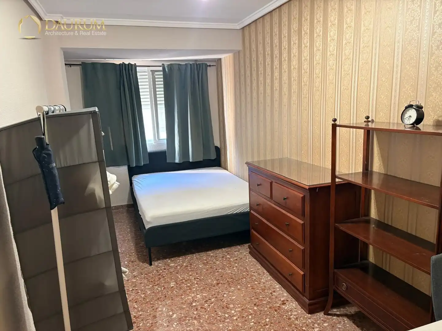 Habitación de Piso en venta en Mislata con Aire acondicionado, Terraza y Amueblado