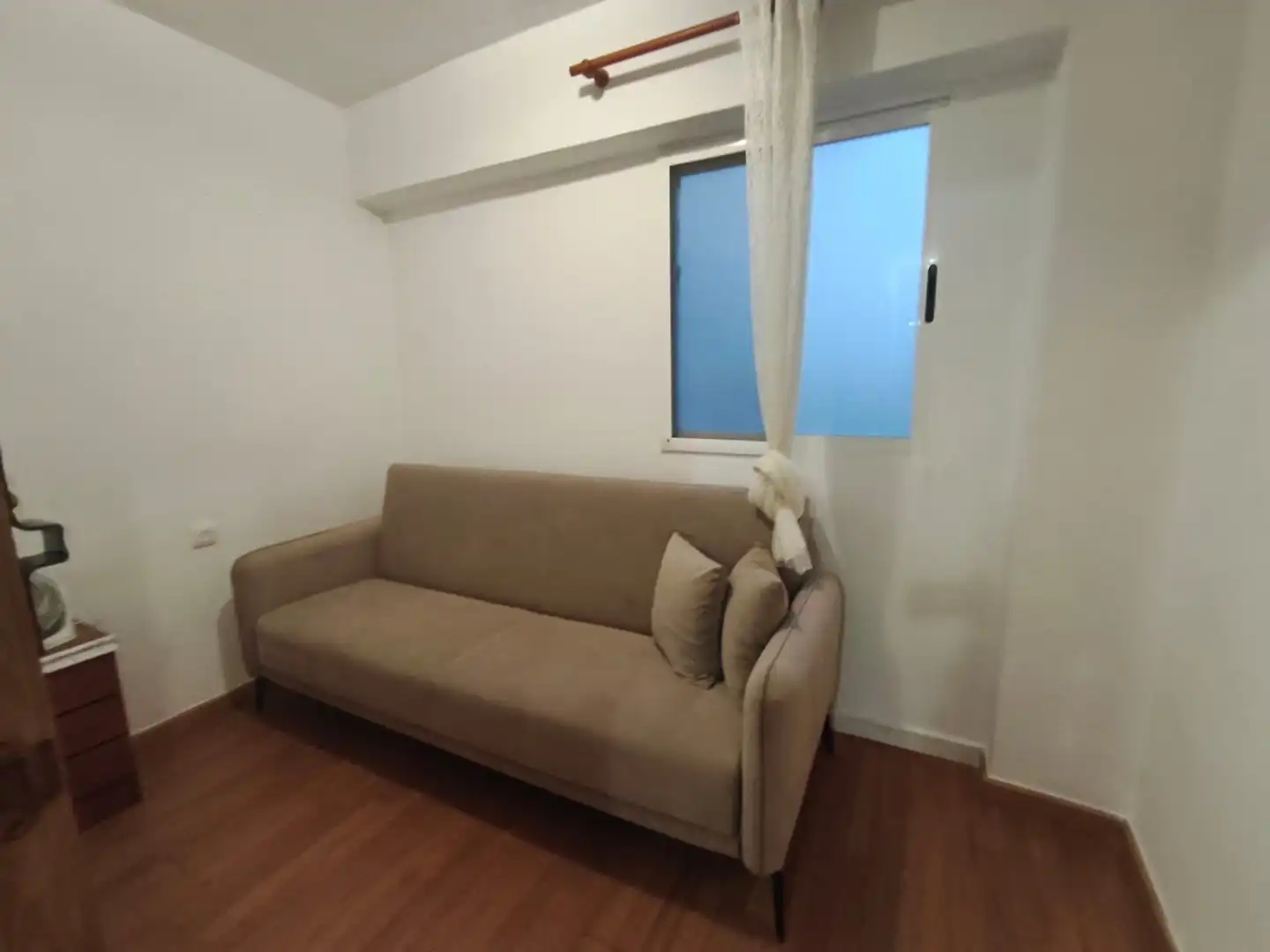 Wohnzimmer von Wohnung zum Verkauf in Burjassot mit Parkett, Ofen und Waschmaschine