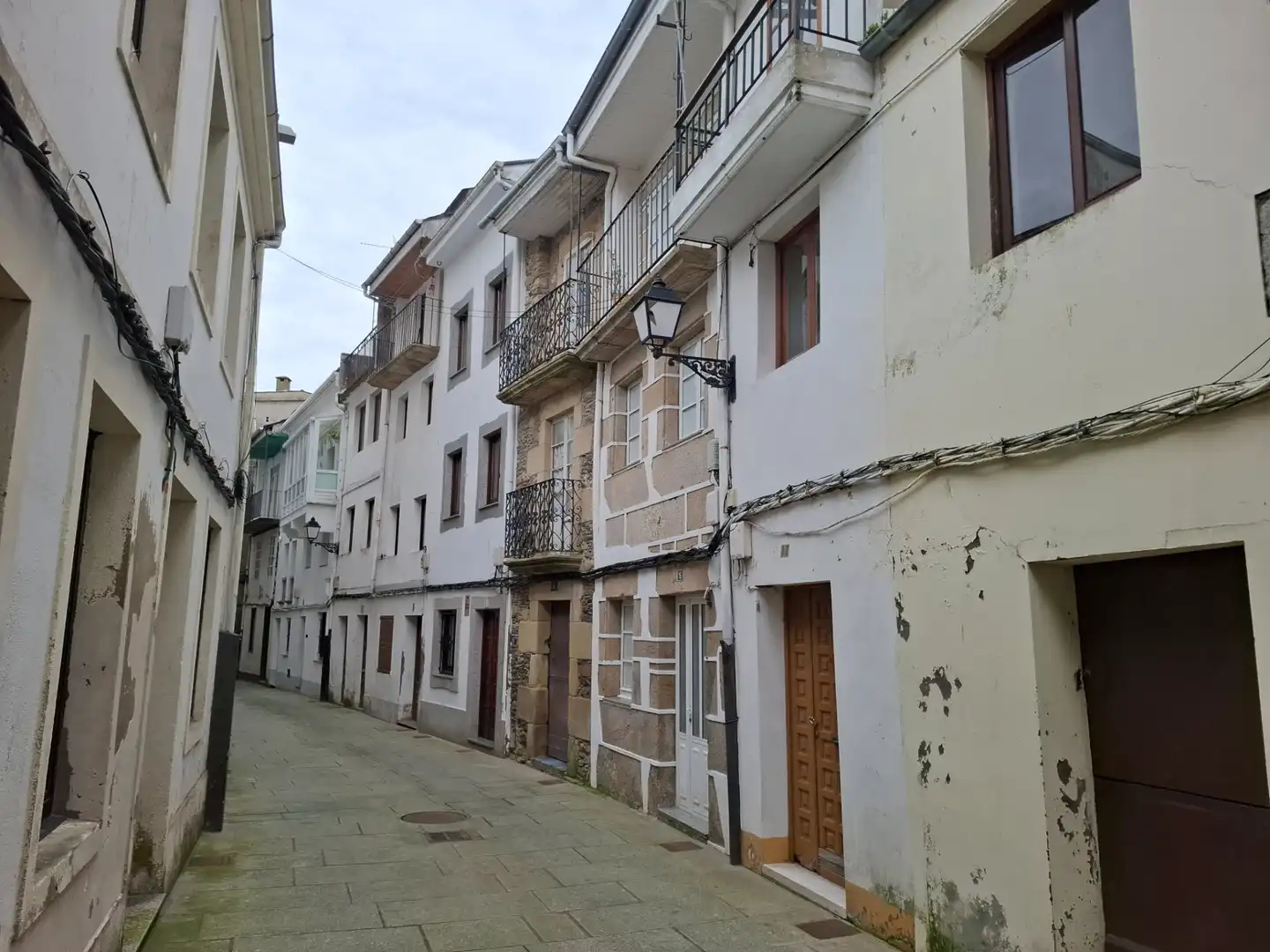 Vista exterior de Casa adosada en venda en Viveiro amb Terrassa