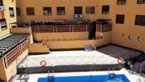 Piscina de Pis en venda en Aranjuez amb Aire condicionat i Terrassa