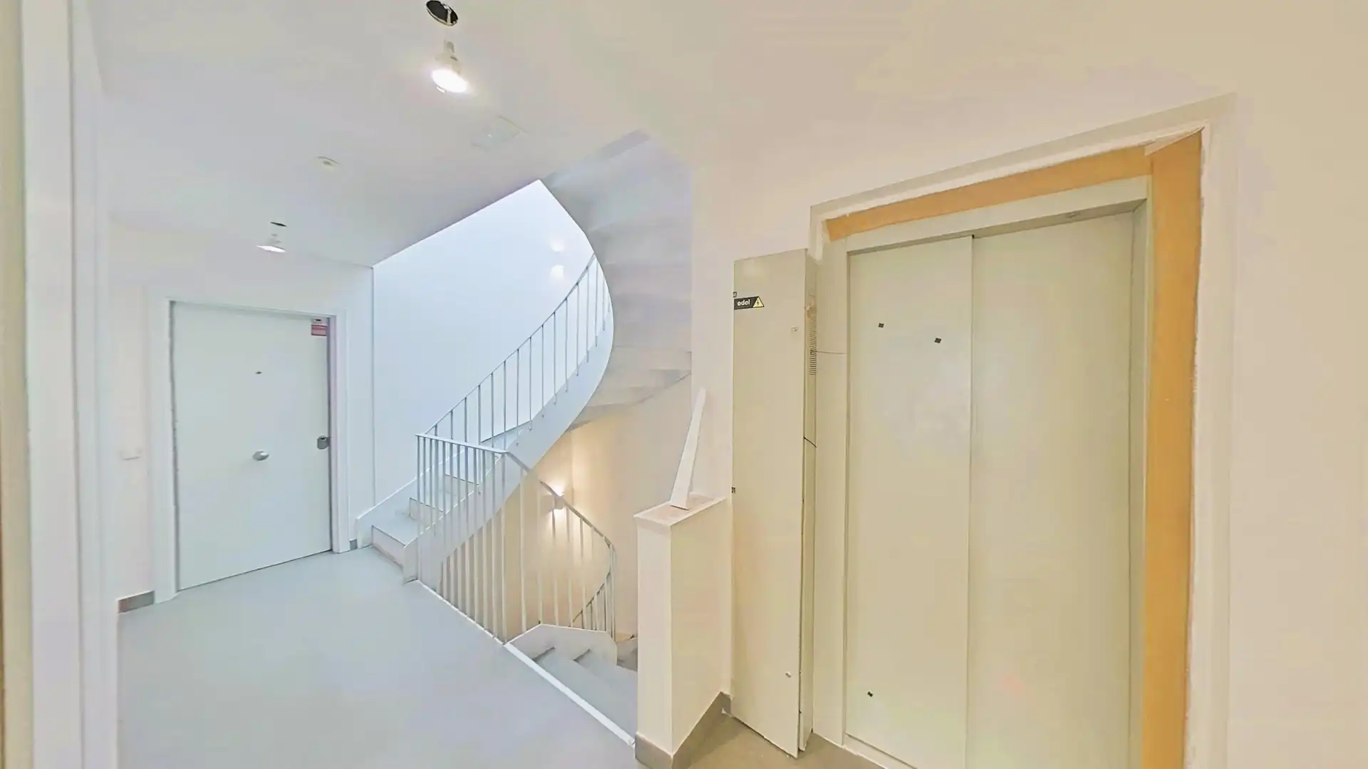 Ático en venta en Cubelles con Aire acondicionado, Calefacción y Jardín privado