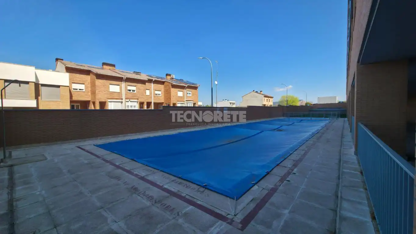 Swimming pool of Flat for sale in Guadalajara  with Air Conditioner, Heating and Terrace