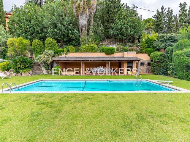 Casa-chalet en Venta en Carretera de Torrentbó BV5031 en Arenys de Munt