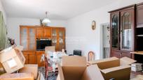 Living room of Single-family semi-detached for sale in  Madrid Capital