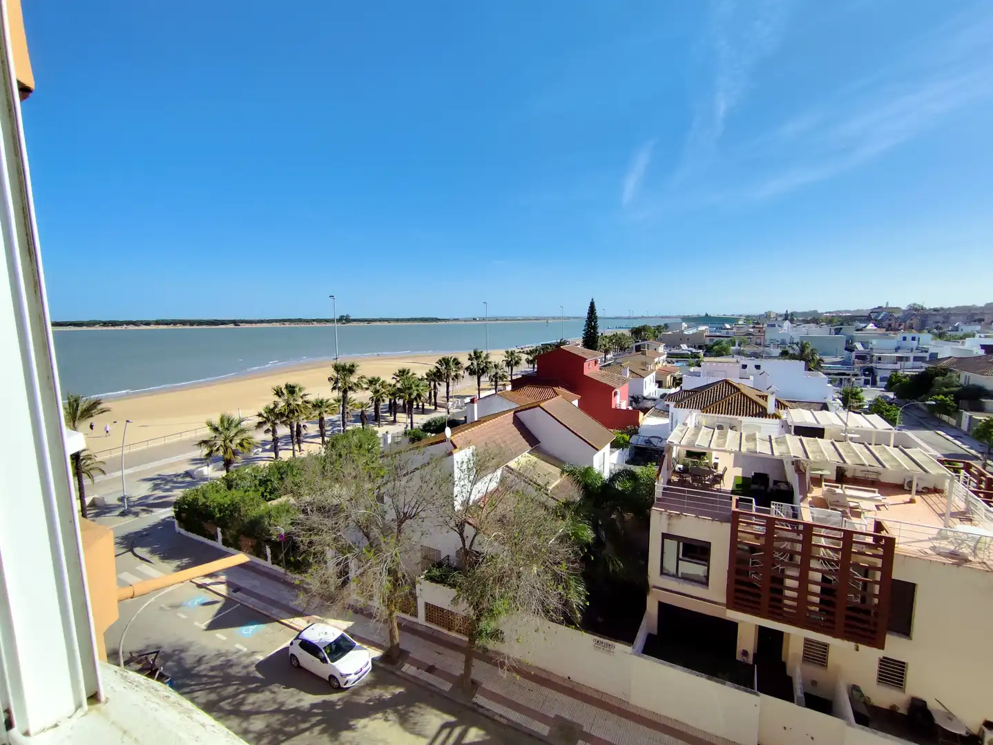 Vista exterior de Apartamento de alquiler en Sanlúcar de Barrameda con Amueblado, Lavadora y Microondas