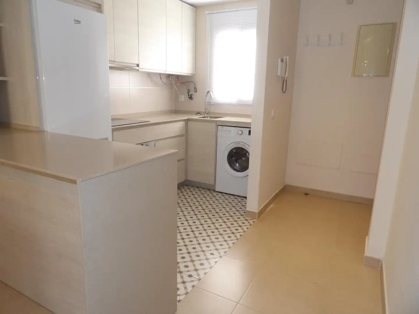 Kitchen of Flat for sale in Algeciras  with Balcony