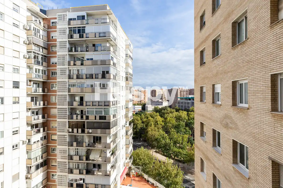 Vista exterior de Piso en venta en El Pla del Real