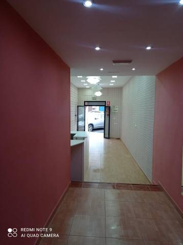 Local comercial en Alquiler en Centro