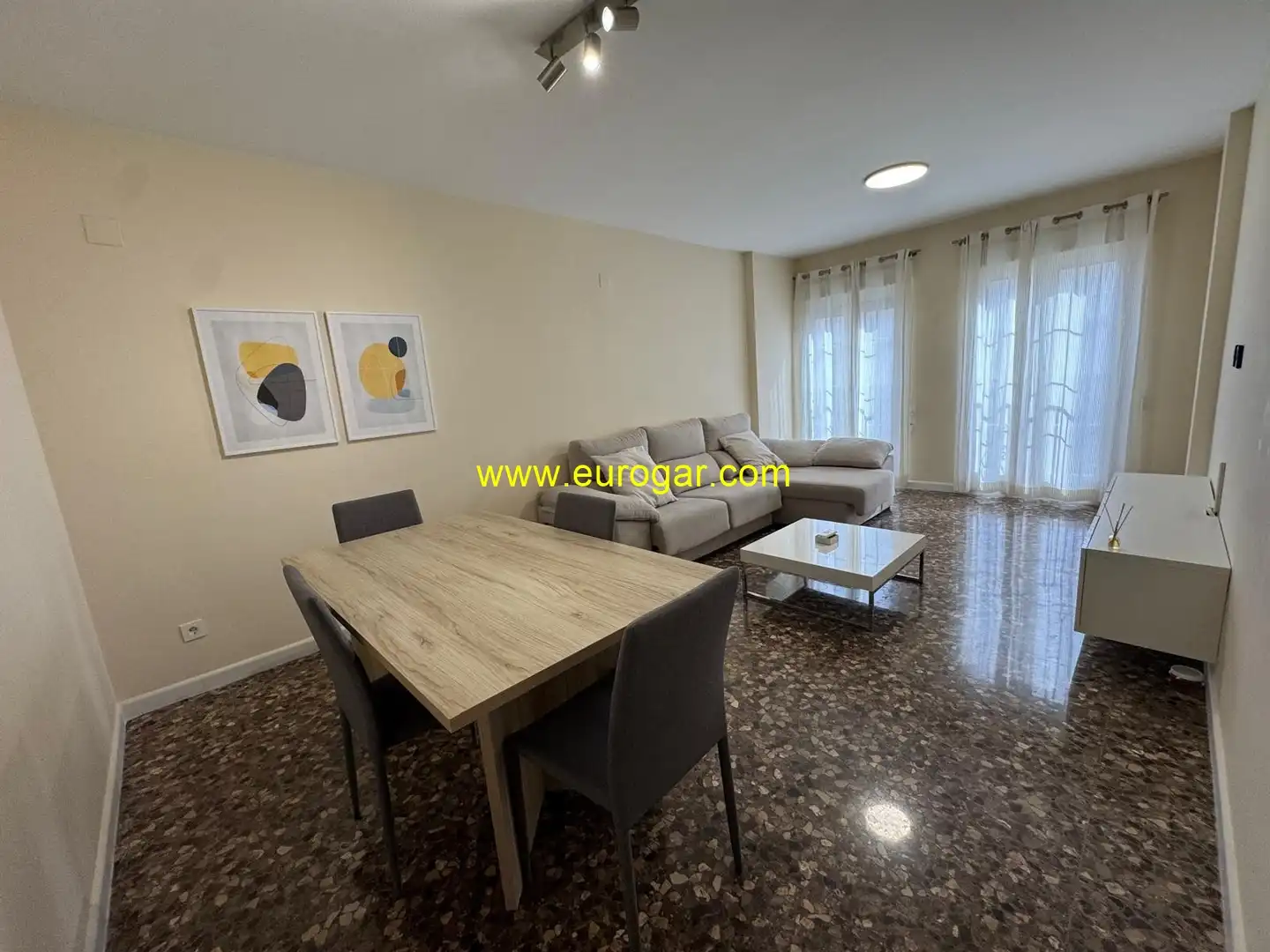 Flat with lift for sale in Cheste