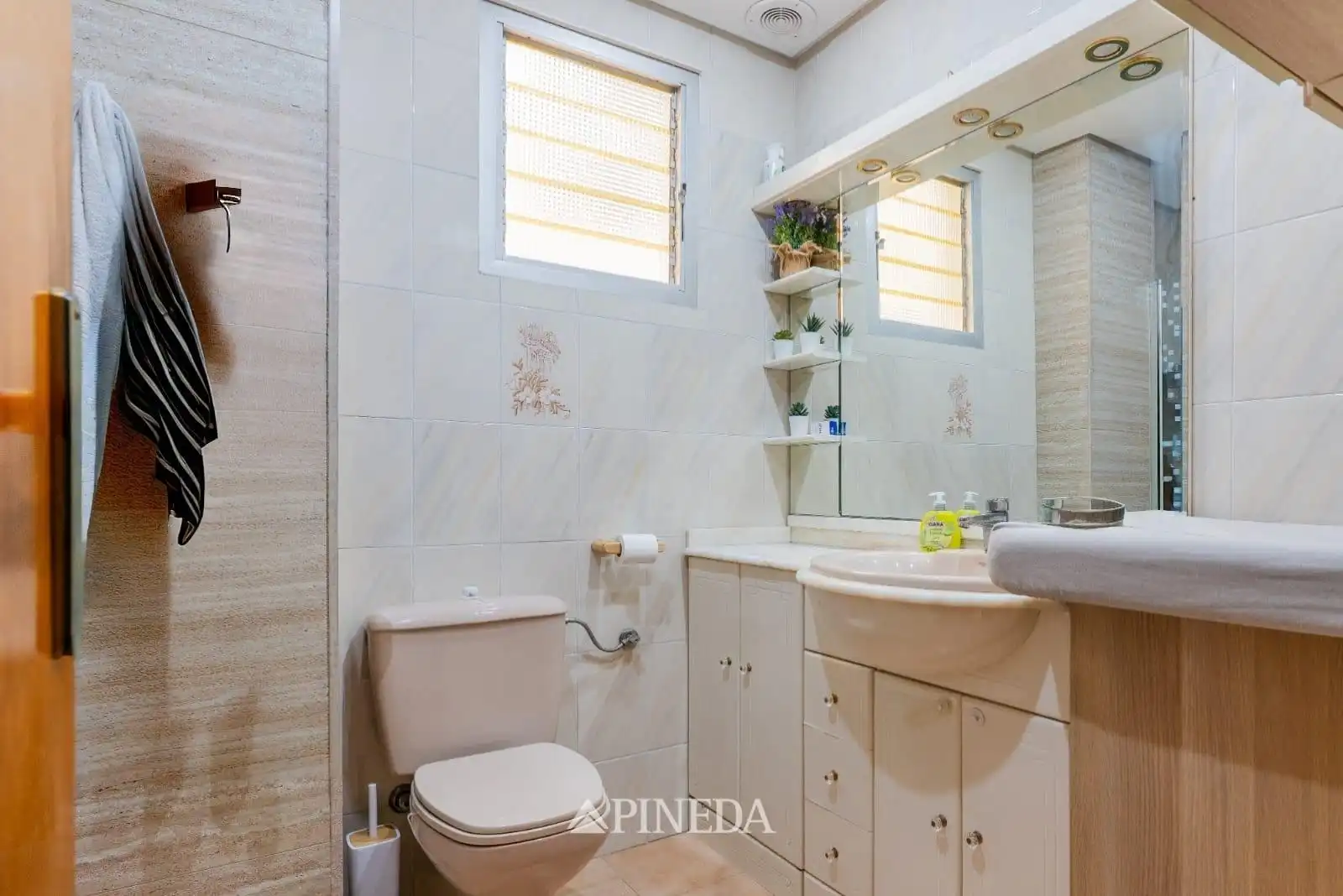 Baño de Piso en venta en Valencia con Balcón