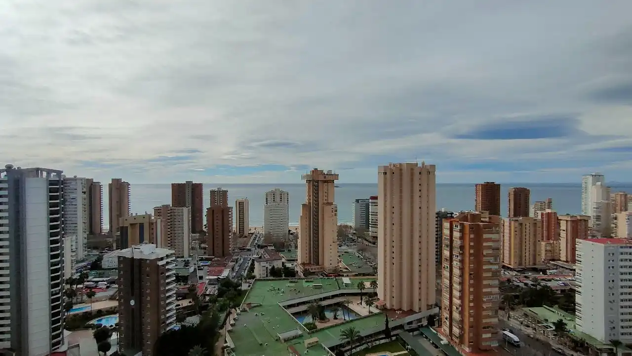 Vista exterior de Apartamento en venta en Benidorm con Aire acondicionado y Piscina comunitaria