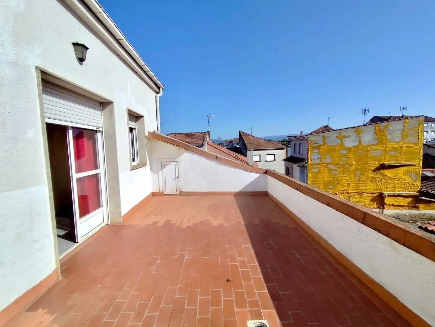 Terrassa de Pis de lloguer en Verín amb Calefacció, Terrassa i Moblat