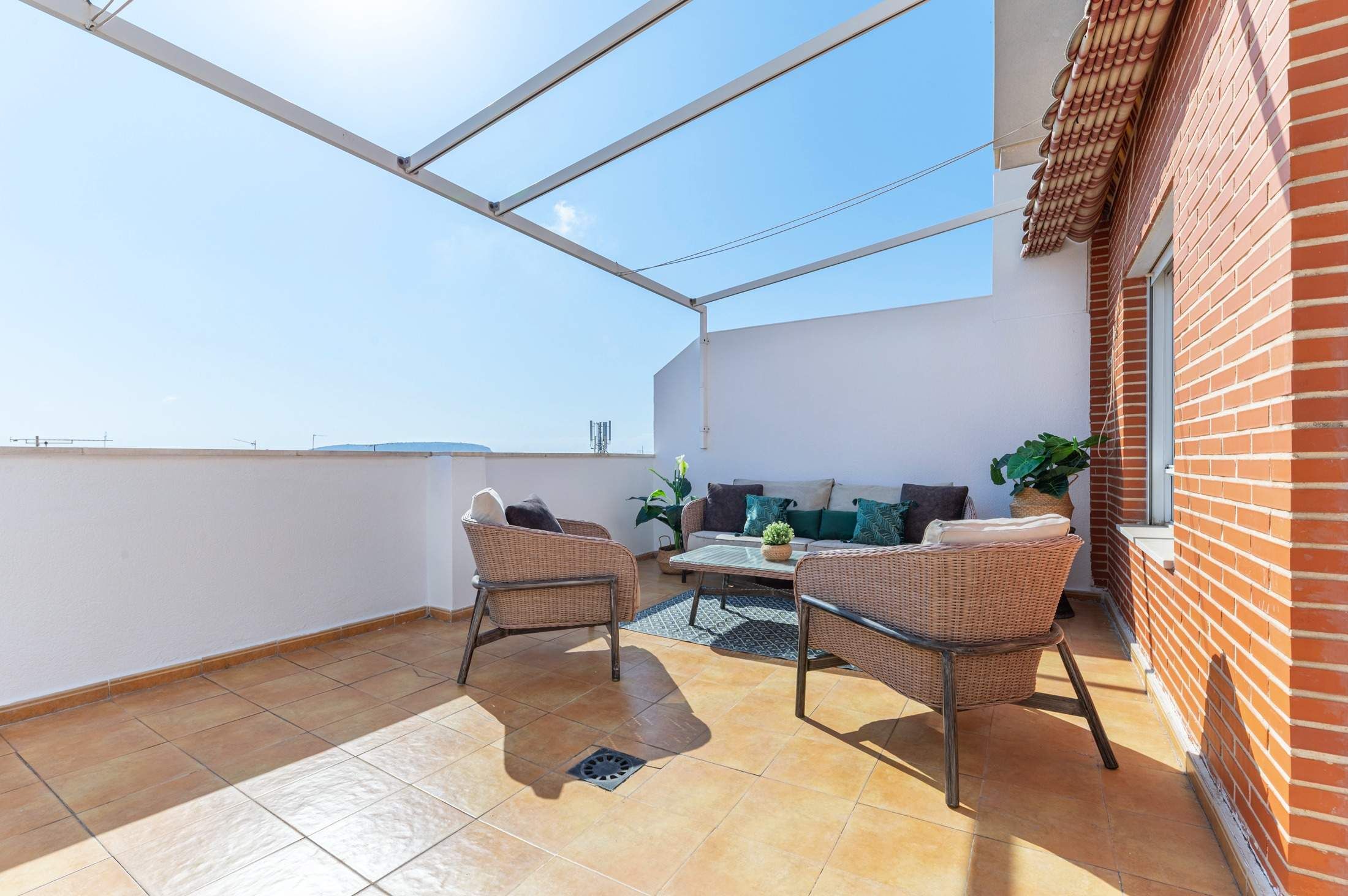 Terrace of Attic for sale in Alicante / Alacant  with Air Conditioner and Terrace
