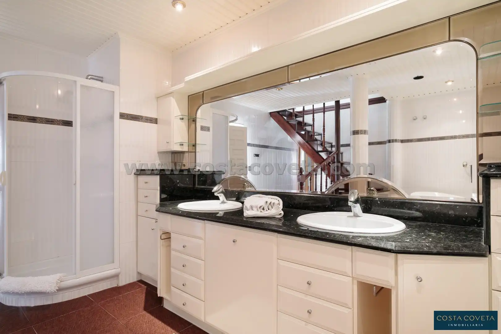 Bathroom of Houses for sale in El Campello  with Air Conditioner, Private garden and Terrace