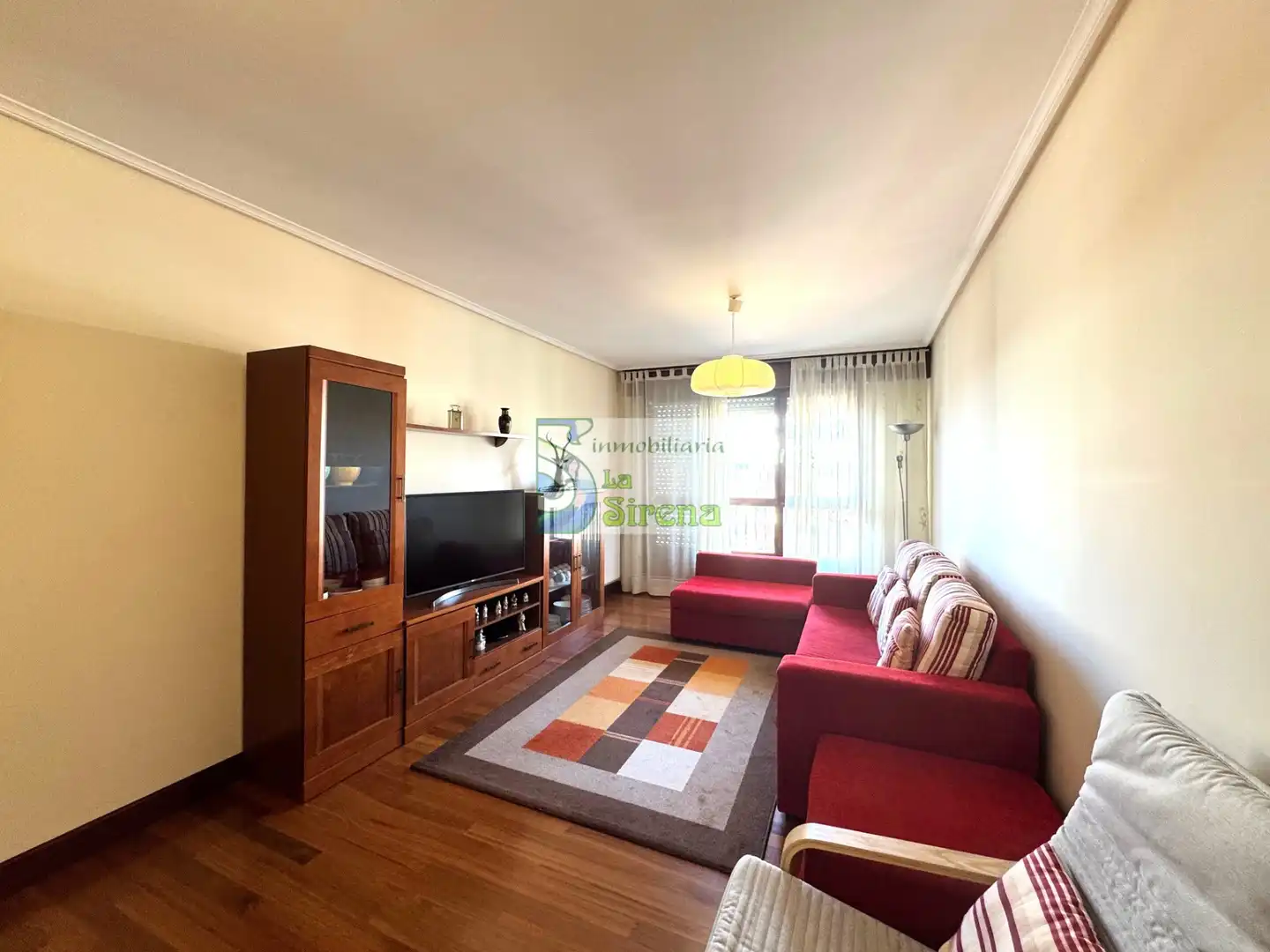 Sala de estar de Piso en venta en Castro-Urdiales con Calefacción, Terraza y Trastero