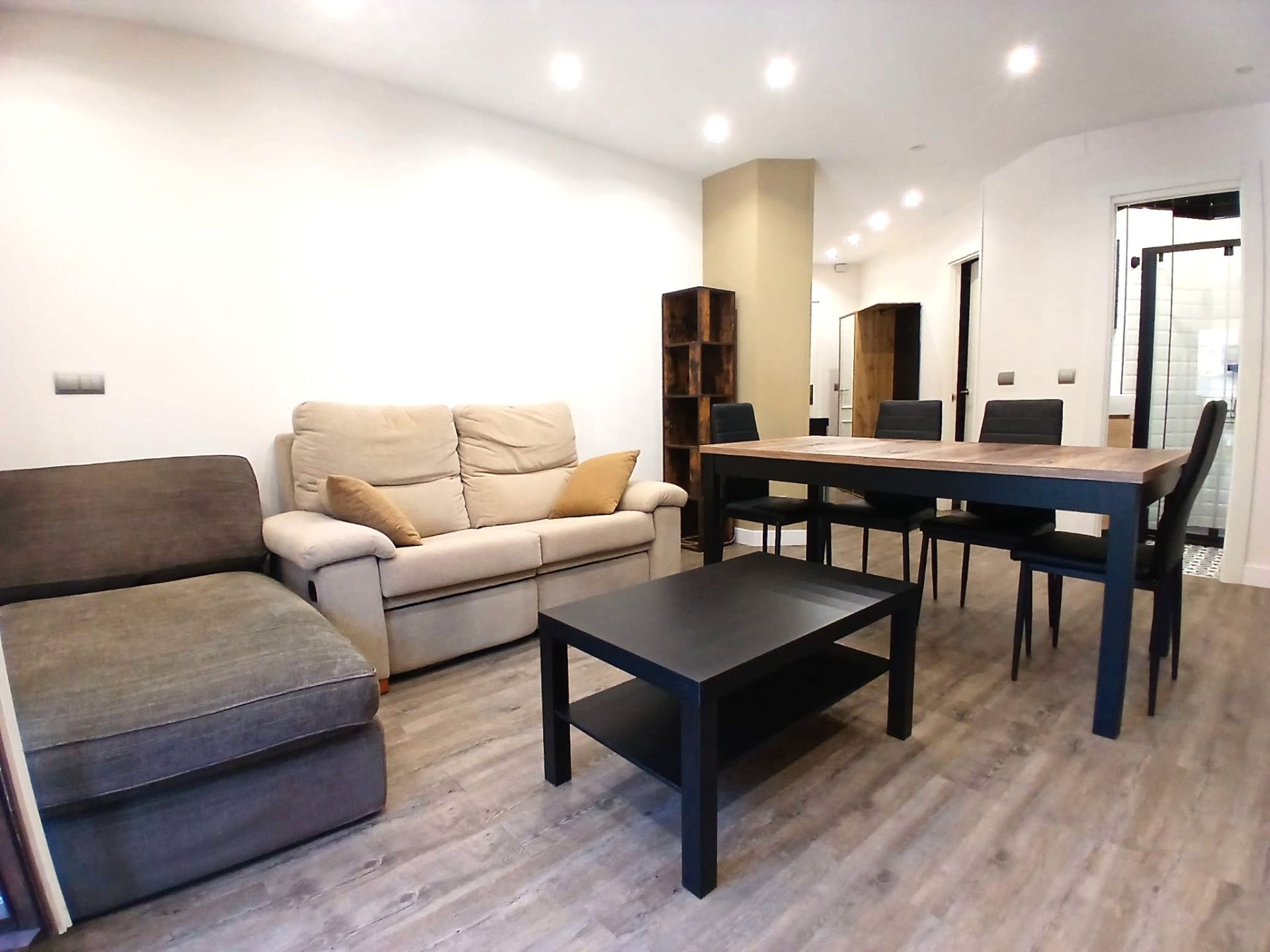 Living room of Flat for rent in Castro-Urdiales  with Heating, Terrace and Furnished