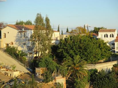 Vista exterior de Casa o xalet en venda en Fuengirola amb Terrassa i Piscina
