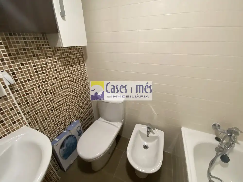 Bathroom of Flat for rent in Rafelbuñol / Rafelbunyol, Valencia