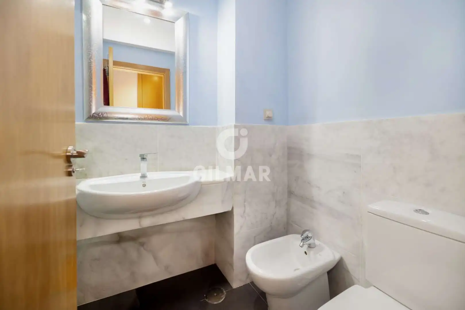 Baño de Piso en venta en Chipiona con Calefacción, Jardín privado y Trastero