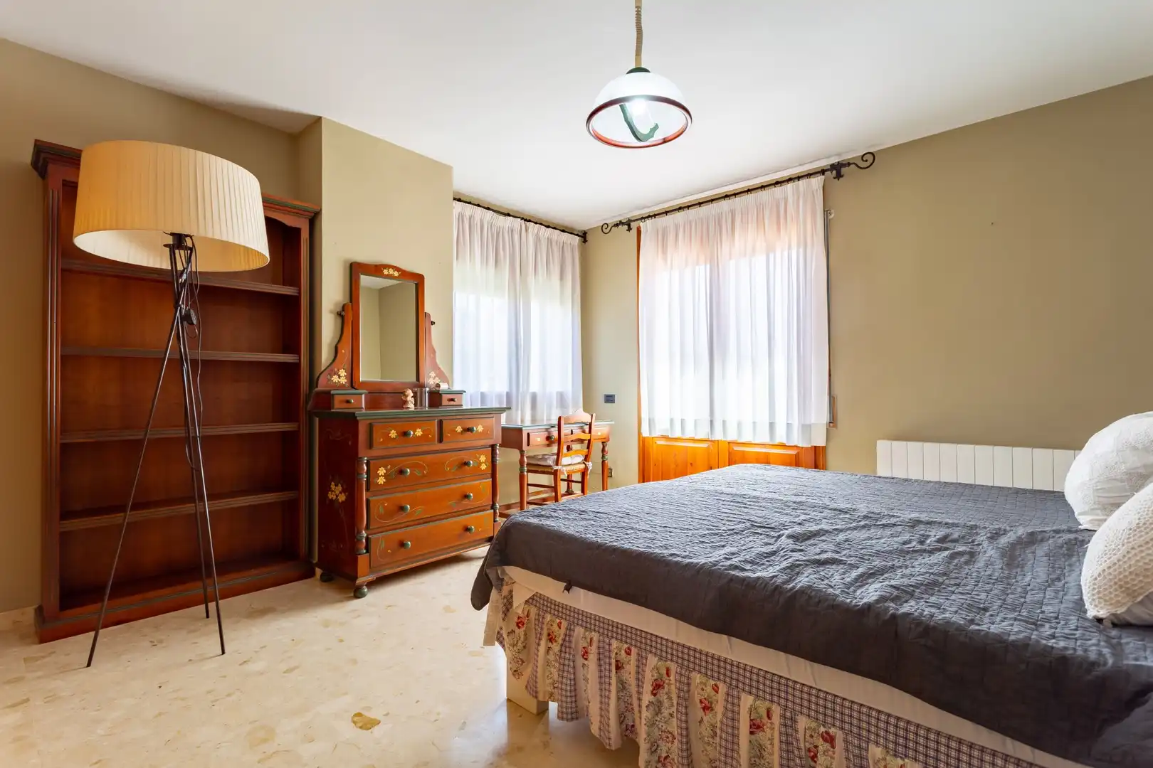 Bedroom of Houses for sale in Cambrils  with Air Conditioner, Heating and Terrace
