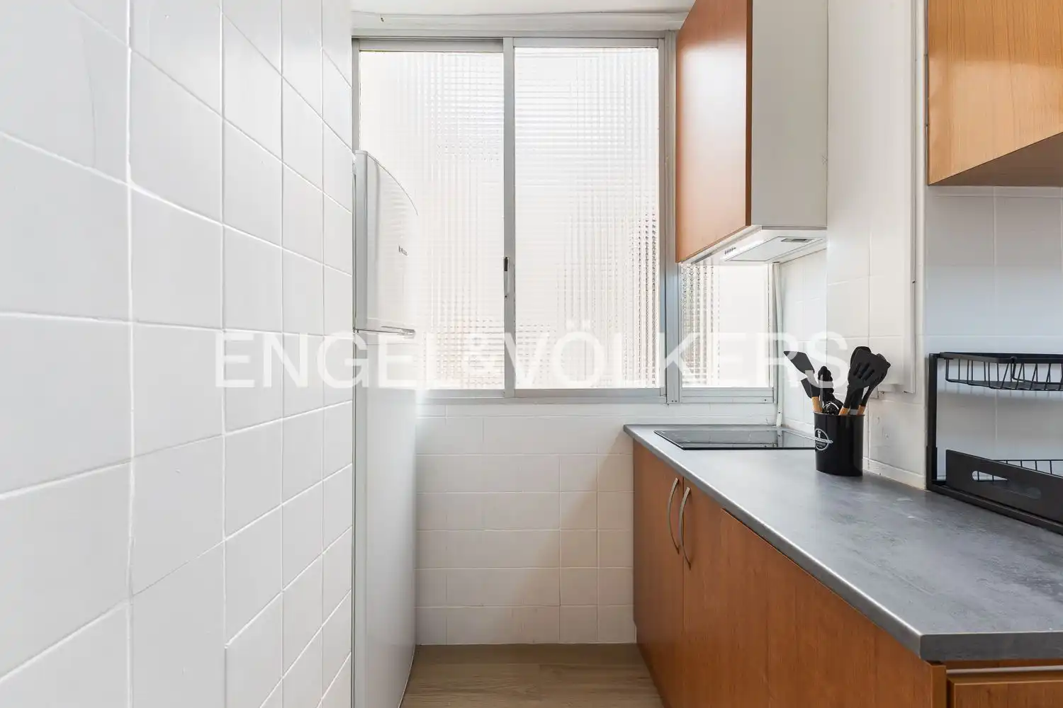Cocina de Piso de alquiler en Valencia con Aire acondicionado, Calefacción y Terraza