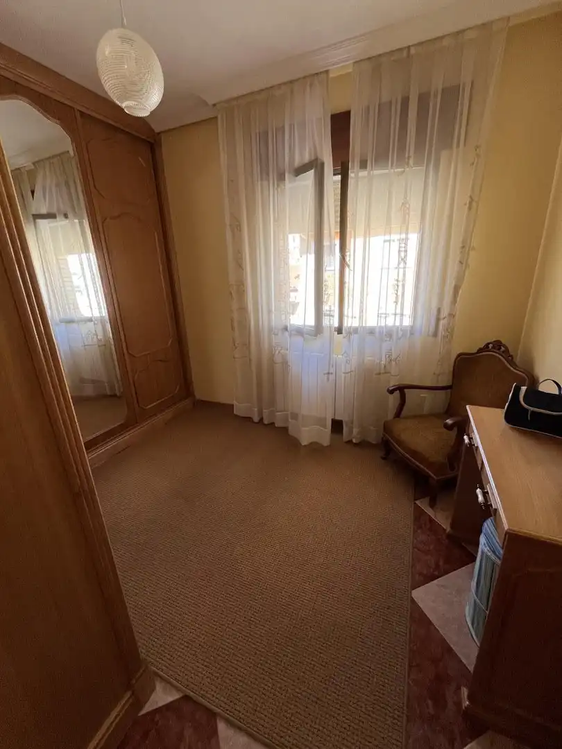 Dormitori de Casa o xalet en venda en Coria amb Aire condicionat i Terrassa