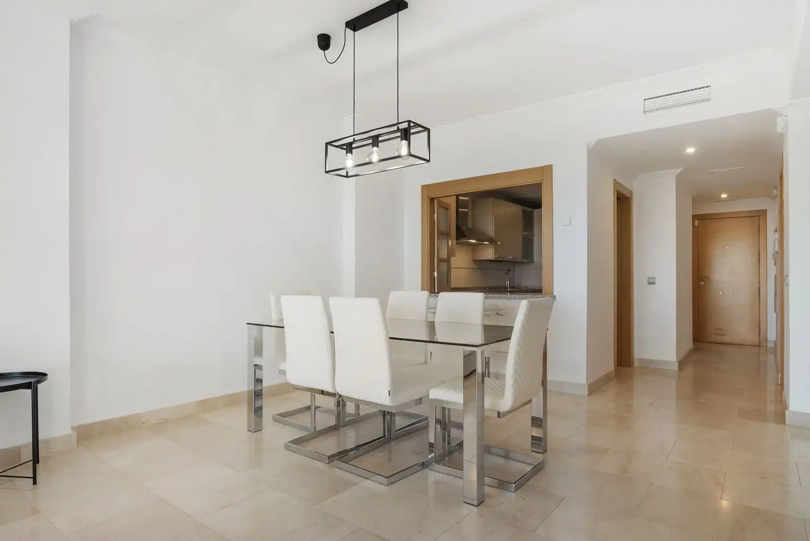 Dining room of Apartments for sale in Benahavís  with Air Conditioner, Terrace and Storage room