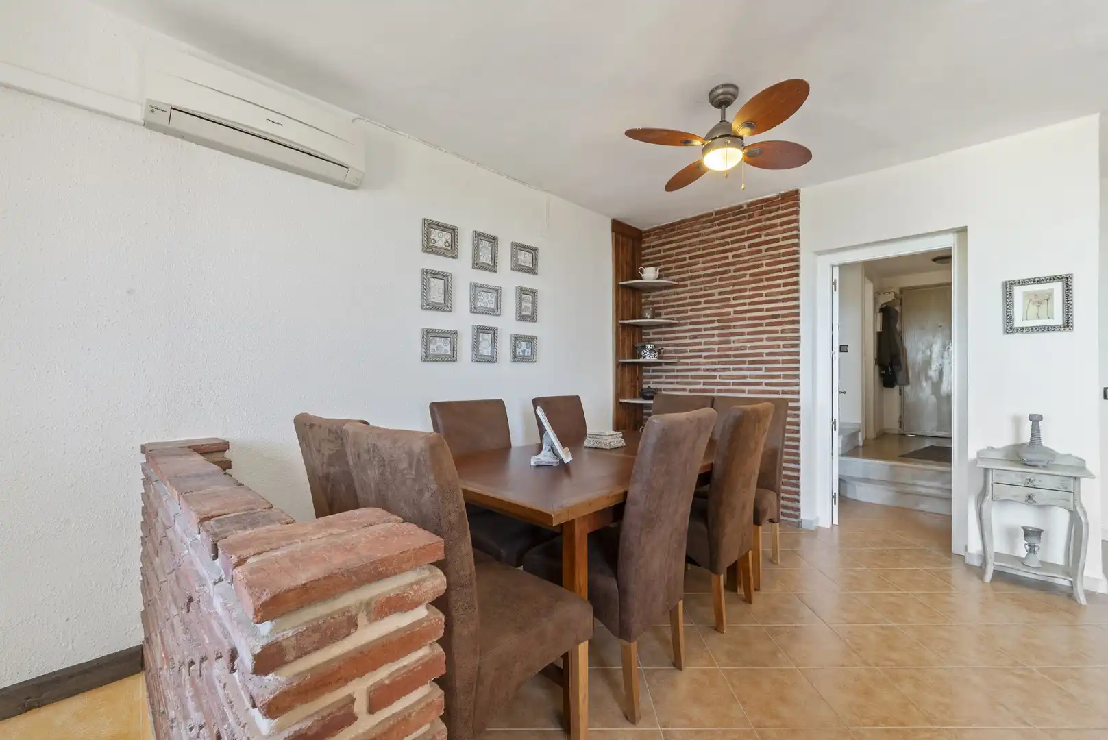 Comedor de Casa adosada en venta en Mijas con Aire acondicionado, Jardín privado y Terraza