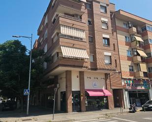 Exterior view of Flat for sale in  Lleida Capital  with Air Conditioner, Heating and Storage room