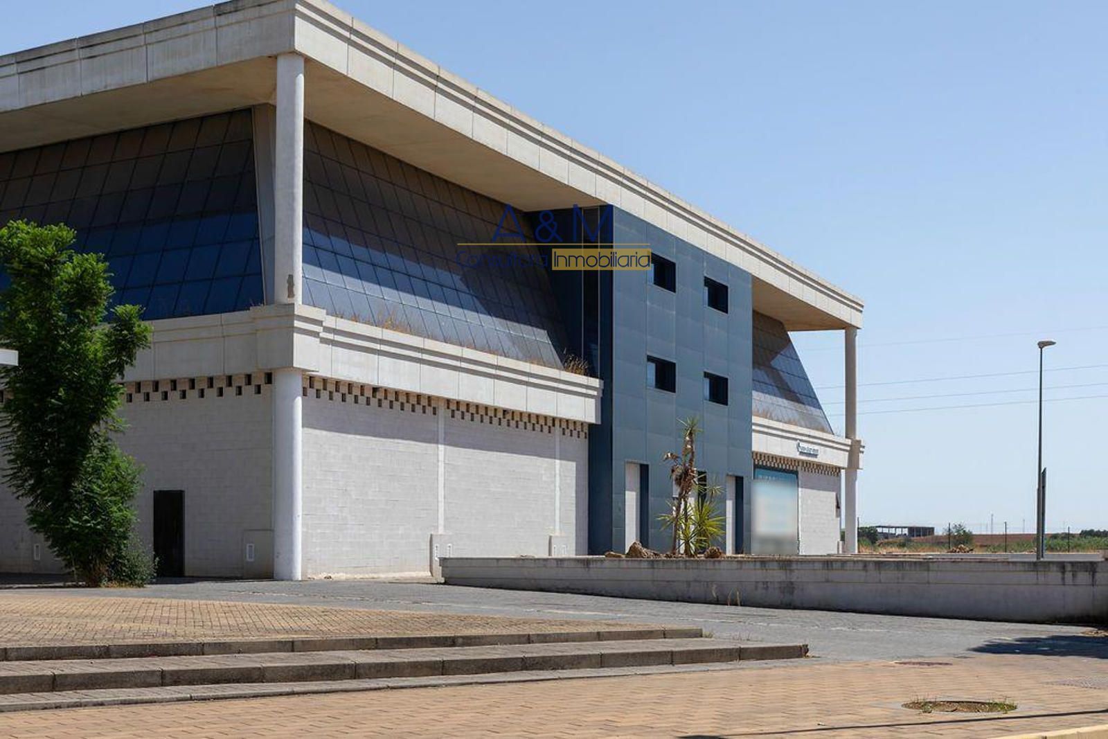 Exterior view of Building for sale in La Rinconada