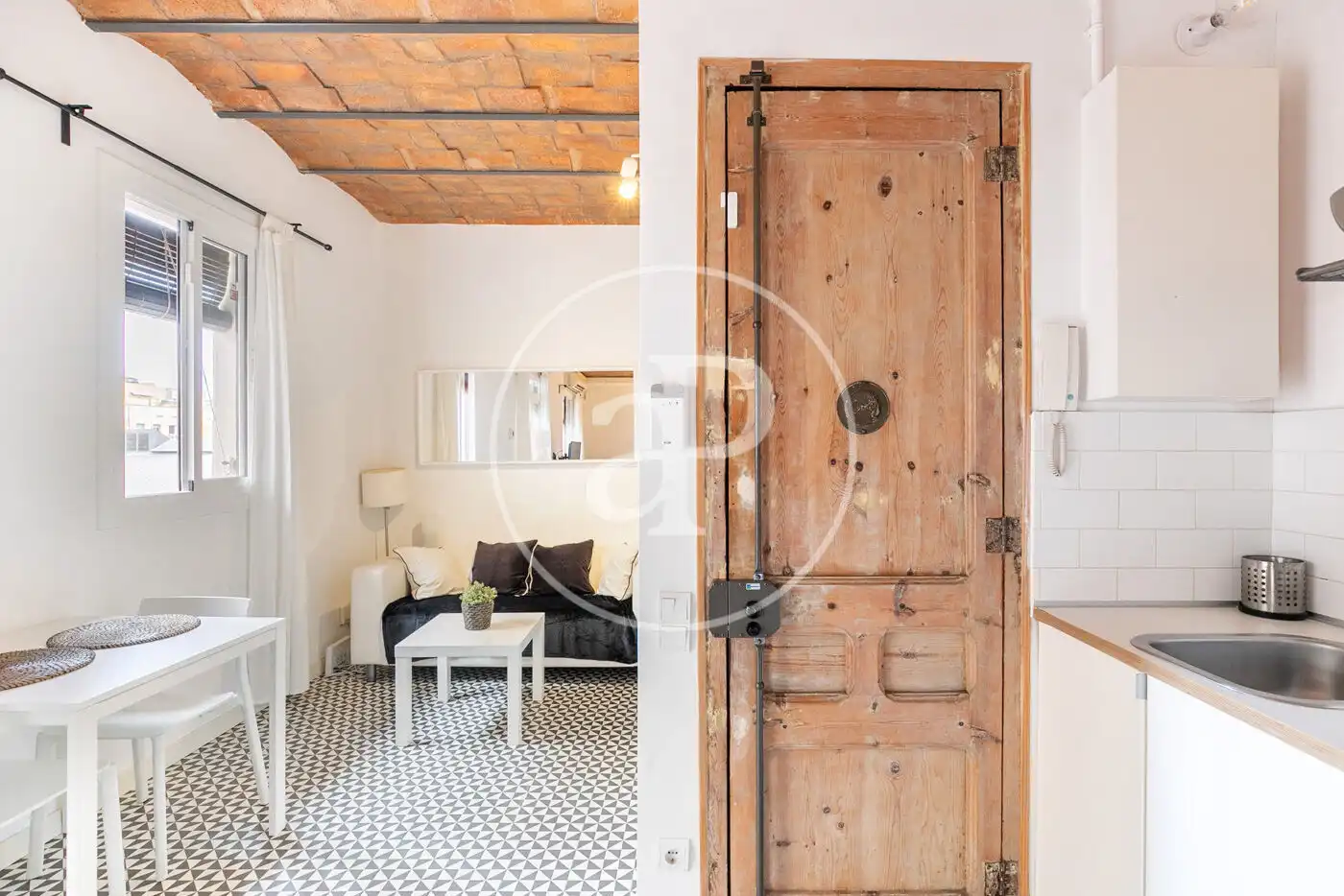 Vista exterior de Piso en venta en Barcelona con Aire acondicionado, Calefacción y Amueblado