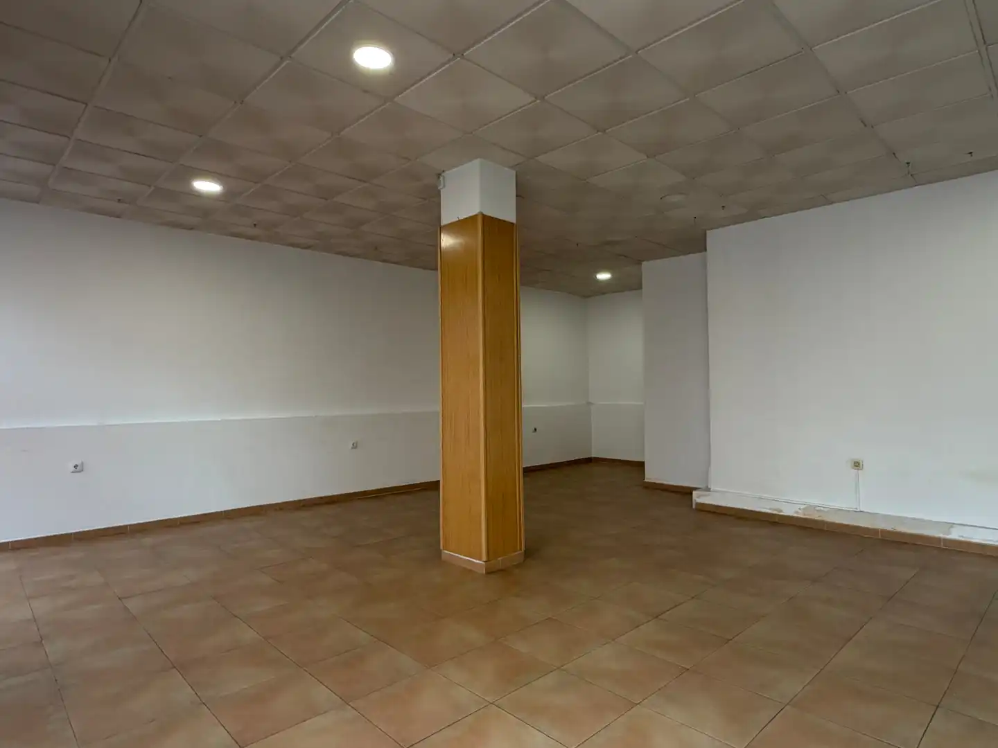 Gewerbefläche zur Miete in Calle Sor Valentina Mirón, imagen 6