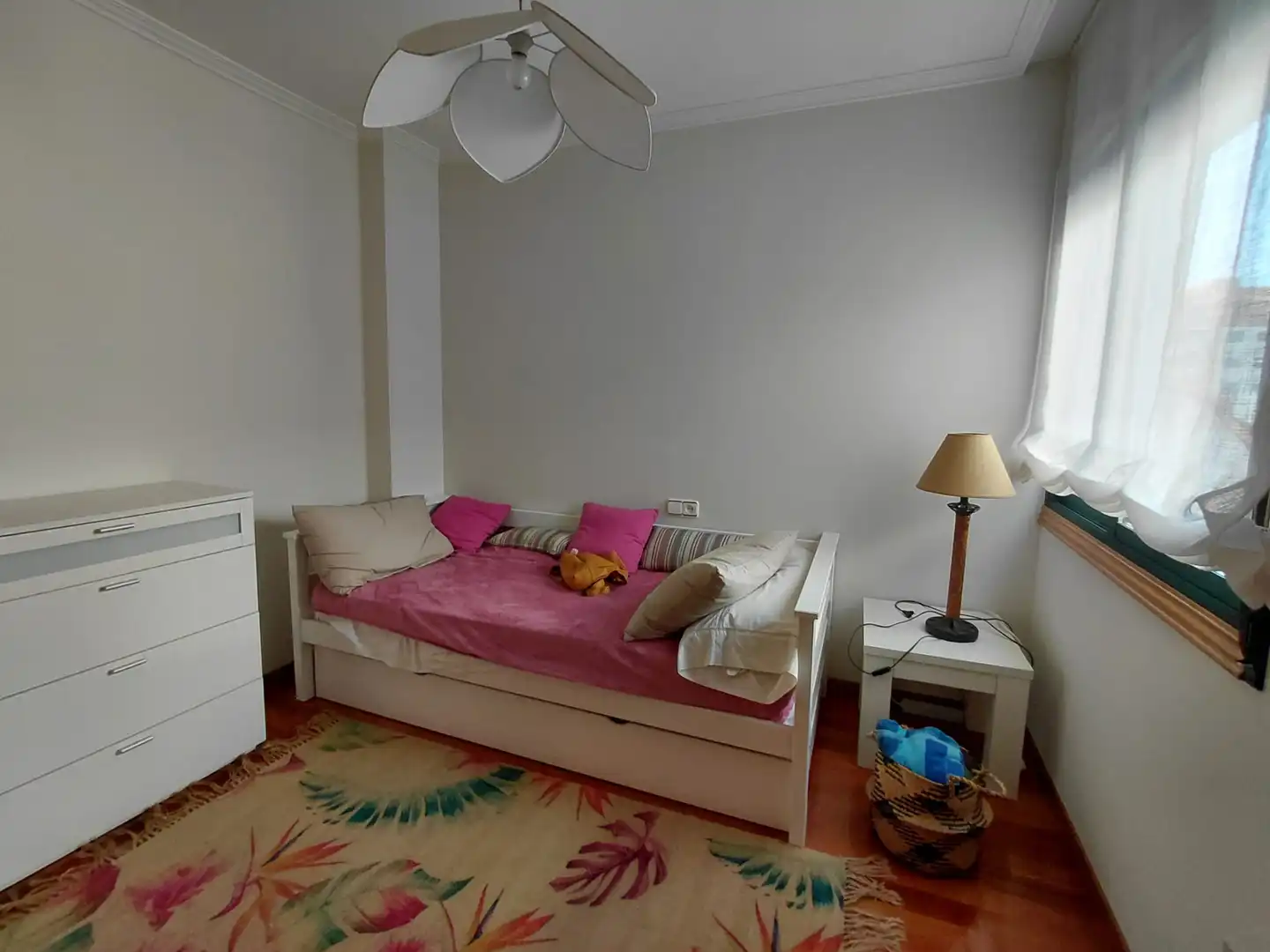 Habitación de Ático en venta en Vilagarcía de Arousa con Calefacción, Parquet y Terraza