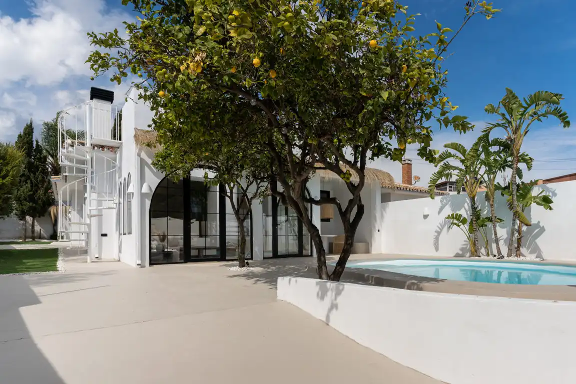Exterior view of Detached homes for sale in Torremolinos  with Air Conditioner, Terrace and Swimming Pool