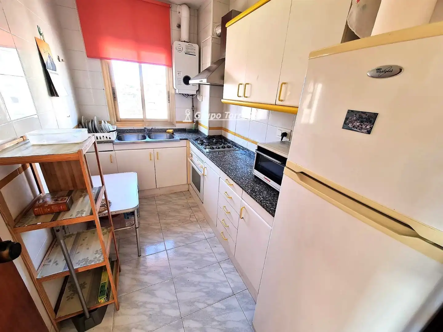 Kitchen of Flat for sale in Centre